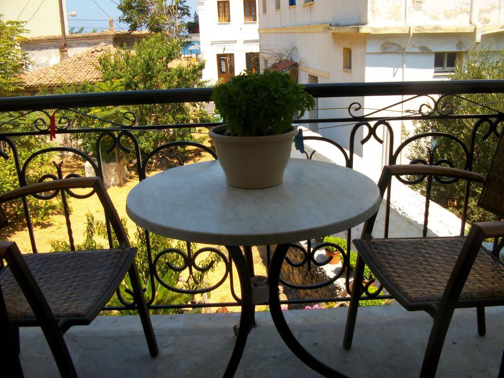 Jasmine'S Guest House Karlovassi Kamer foto